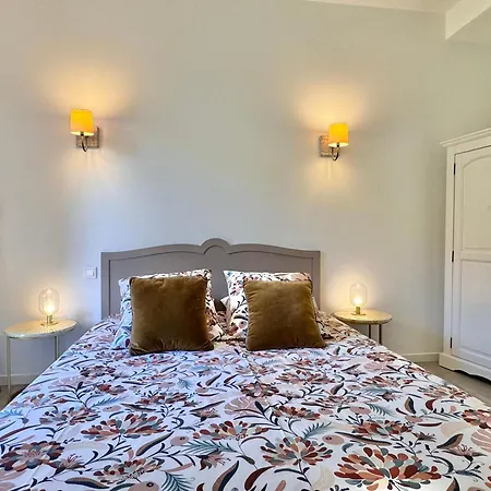 Les 5 Arches - Adult Only