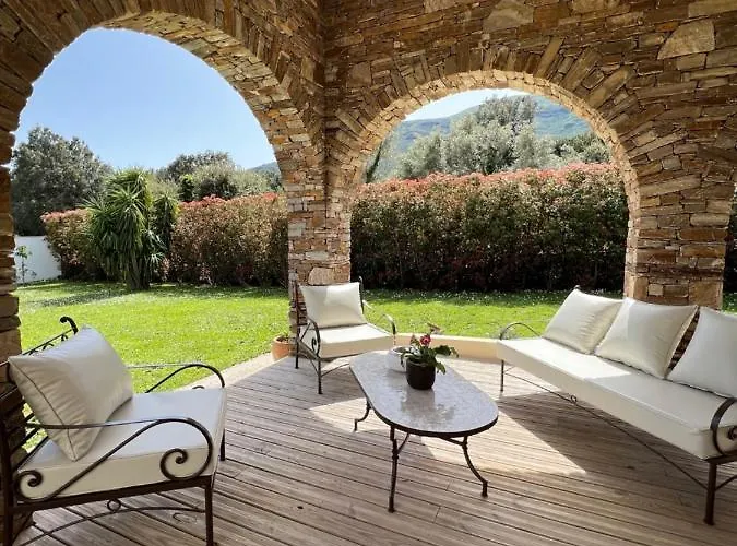 Bed & Breakfast Les 5 Arches - Adult Only Sisco