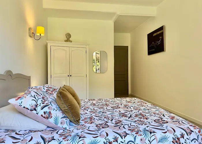 Les 5 Arches - Adult Only