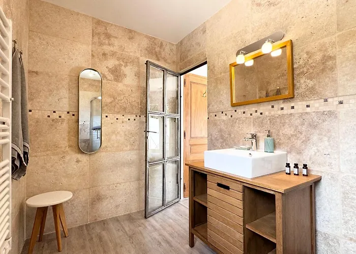 Les 5 Arches - Adult Only