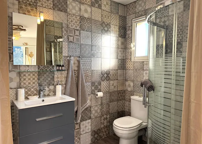 Les 5 Arches - Adult Only Bed & Breakfast